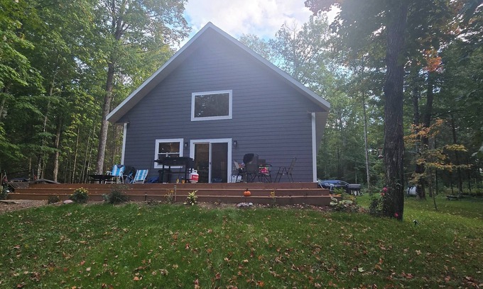 Conover Cabin | Brand new 3-bedroom cabin on 4 acres on Pioneer Lake!