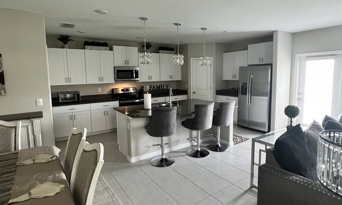 Wesley Chapel House | Brand New 4 Bedroom Home in Wesley Chapel, Florida