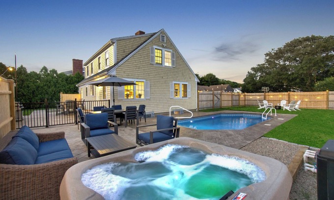 Hyannis House | Brand New 5BR - Pool, Hot Tub, A/C – Walk to Beach, Main St. & Ferry - Sleeps 12
