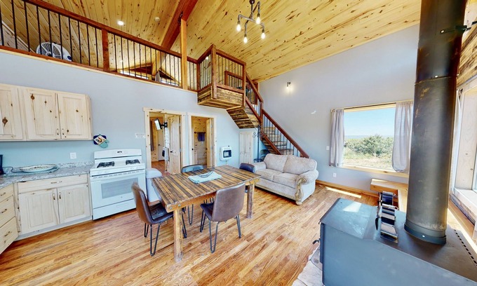 La Sal Cabin | Brand New Cabin in La Sal Mountains South of Moab