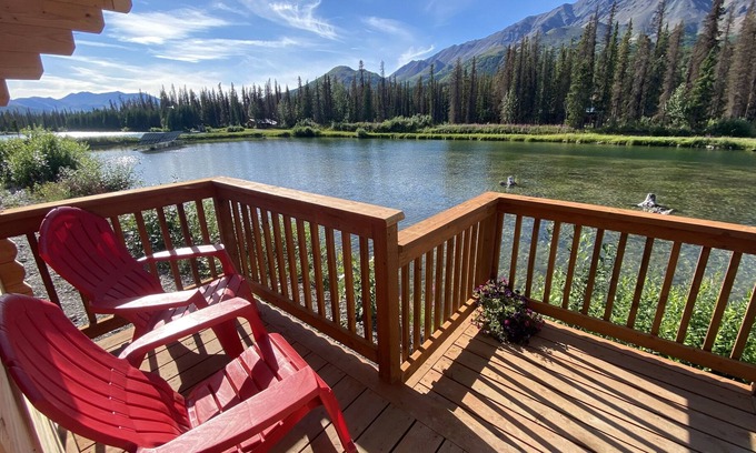 Denali Cabin | Brand New Cabin with Loft on Private Lakes Near Denali National Park