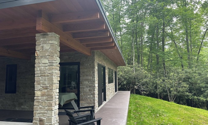 Rye Valley Cabin | Brand new completed June 2025 with Hot tub and River