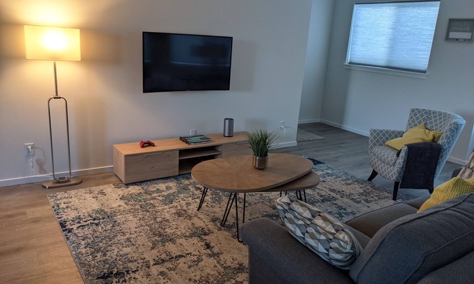 West Hills House | Brand new Contemporary Townhome, 5-mins. from St. Michael's Hospital