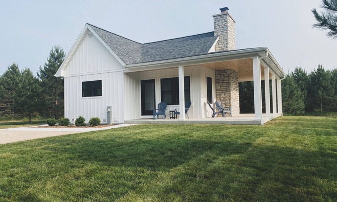 Sister Bay Cottage | Brand new cottage a few minutes from downtown Sister Bay and Lake Michigan.