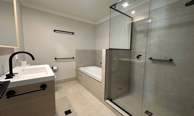 Richlands House | Brand-new Entire Terrace Home