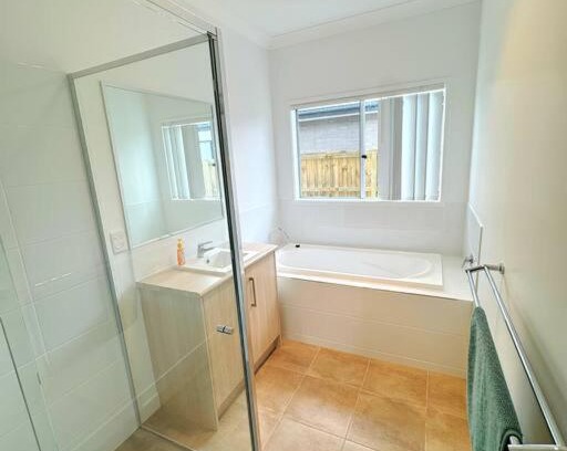 Park Ridge House | Brand New Fantastic Luxury 4 bedroom Home