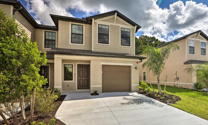 River Hall House | Brand New Fort Myers Townhome Community Pool
