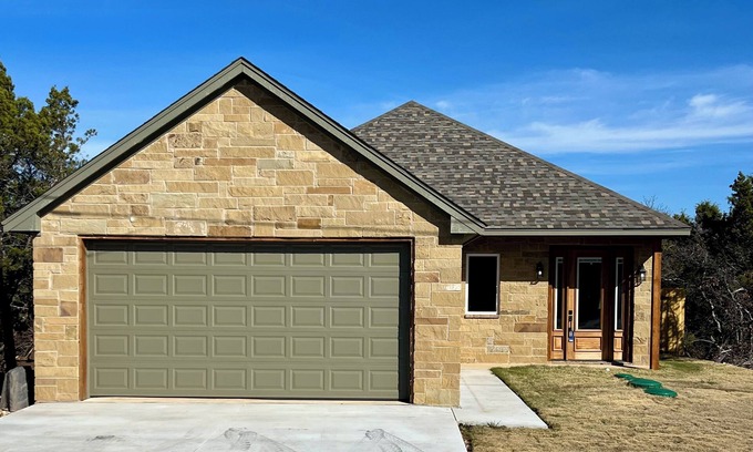 Granbury House | Brand New Hill Country Retreat: Stunning Views & Lake Access-Family Perfect