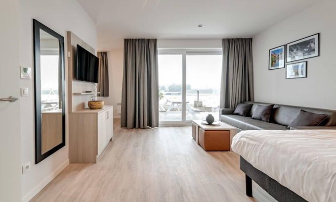 Jabbeke Apartment | Brand new holiday studio @ recreational water park