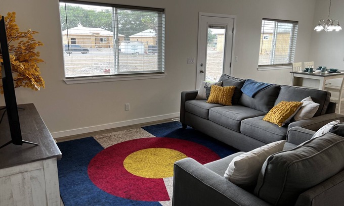 Montrose House | Brand NEW home! The Colorado House! Perfect for all 4 seasons!