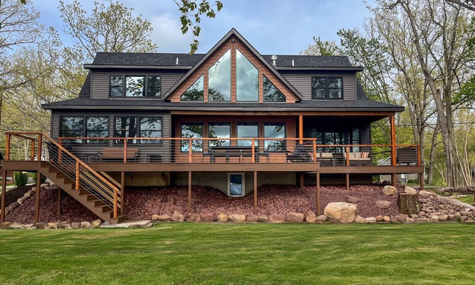 Penn Lake Park House | Brand New Lakefront Cabin w/Firepit and Boats