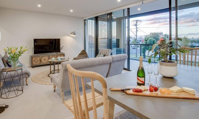 Wagga Wagga Apartment | Brand new Luxurious Apartment - CBD Wagga Wagga