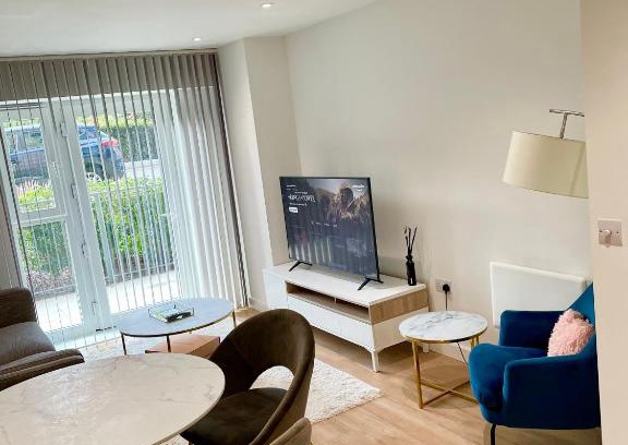 Whittington Apartment | Brand new Luxury 1 bedroom apartment