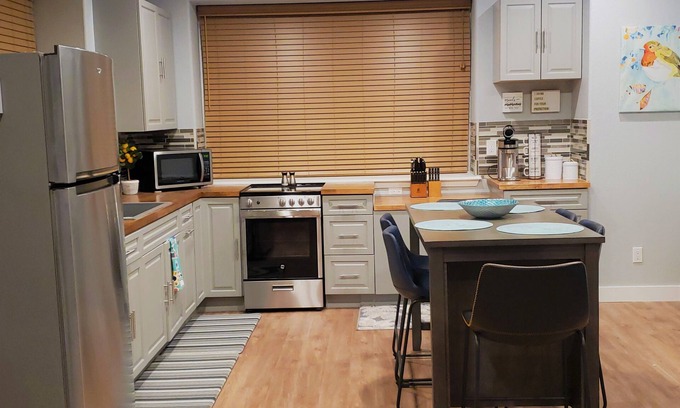 Perry Park Apartment | BRAND NEW! Luxury Modern Apartment near World Class Golf, Hiking and Cycling