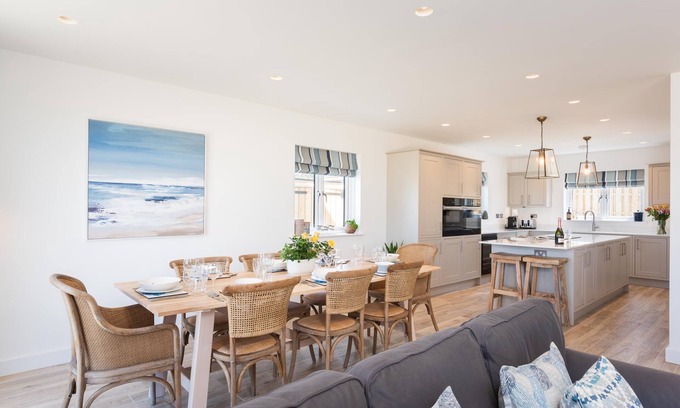Constantine Bay House | Brand New Luxury villa on Treyarnon Beach sleeps 8, Dog Friendly