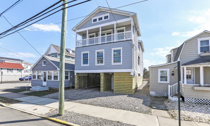 Manasquan House | Brand New Manasquan Beach House, steps to beach!