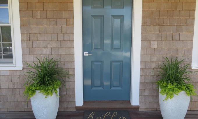 Nantucket Apartment | Brand New modern 2 bedroom 2nd floor apartment