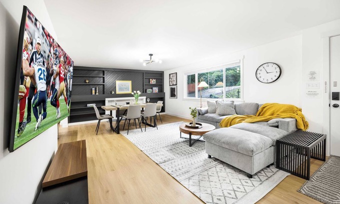 Highland Terrace House | Brand New Modern 4B/2B Rambler by Super Market