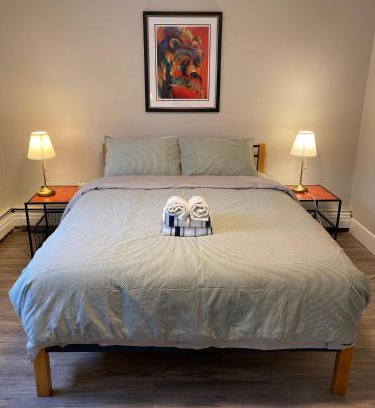 Southwest Edmonton House | Brand New Modern Flat 2br1ba Whyte And University