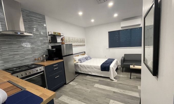 Tarzana Apartment | Brand new modern studio with private romantic garden