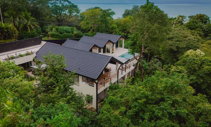 Mal Pais House | Brand New - Ocean View - Pool - Modern - Spacious
