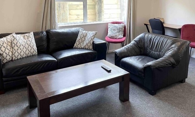 Tawa House | brand new!peaceful!@Churton park