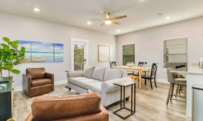 Pine Forest House | Brand-New Pensacola Haven with Community Pool