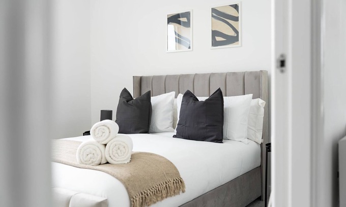 Luton Apartment | Brand New, Penthouse 2 Bed Apartment in Luton 52