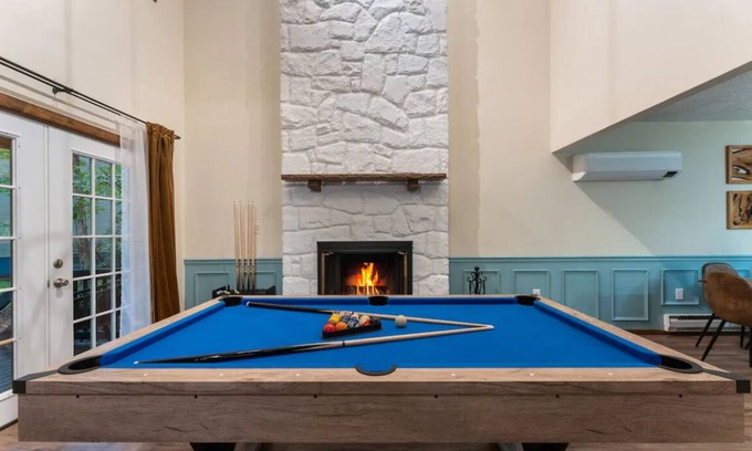 East Stroudsburg House | Brand New Poconos Retreat! Hot Tub. Game Room.