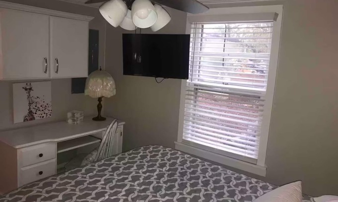 Harvest Cottage | Brand new renovated cottage house 2 bedroom