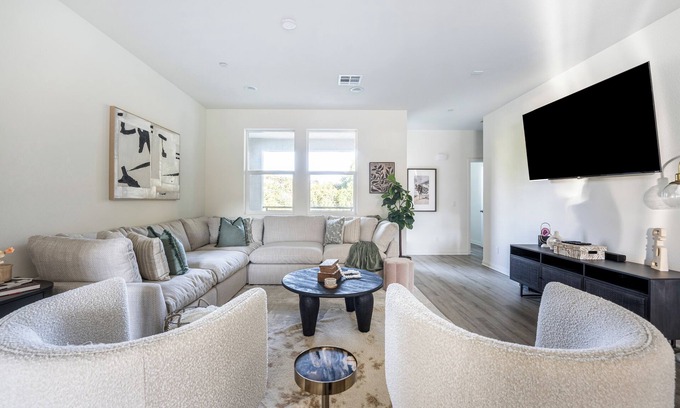 Lemon Grove House | Brand New Stunning 4BR Townhome