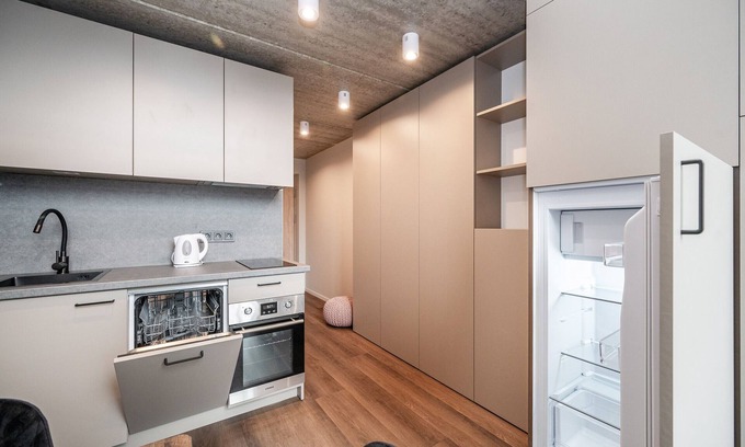 Snipiskes Apartment | Brand New Urban Loft 71