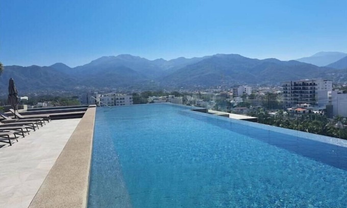 Diaz Ordaz Condo | Brand New Versalles Property