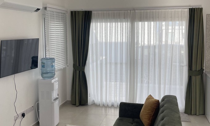 Yeni Erenkoy Villa | Brand new villa with pool view and sea view