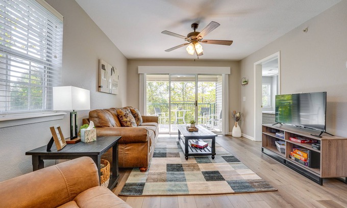 Branson Condo | Branson Retreat w/Pool Access ~ 3 Mi to Dtwn