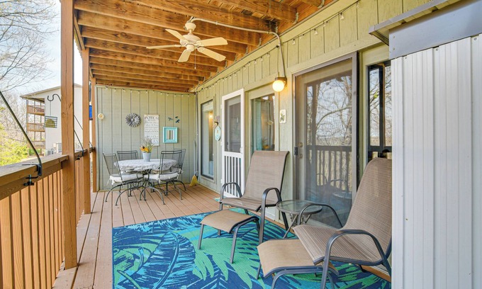 Notch Estates Condo | Branson West Condo: 1 Mi to Silver Dollar City!