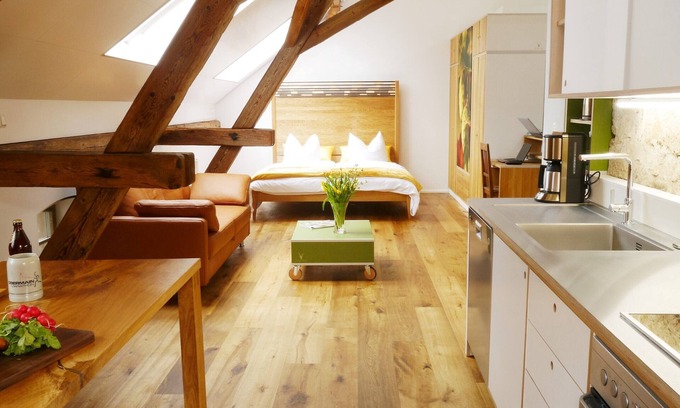 Koslau Apartment | Brauhaus 3 "Hopfen", the cozy penthouse. Sauna, infrared sauna, natural pool