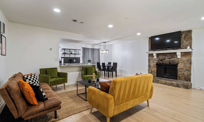 Smyrna Apartment | Braves & Battery Park Luxury Pad
