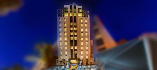 Salmiya Hotel | Bravo Royal Hotel Suites