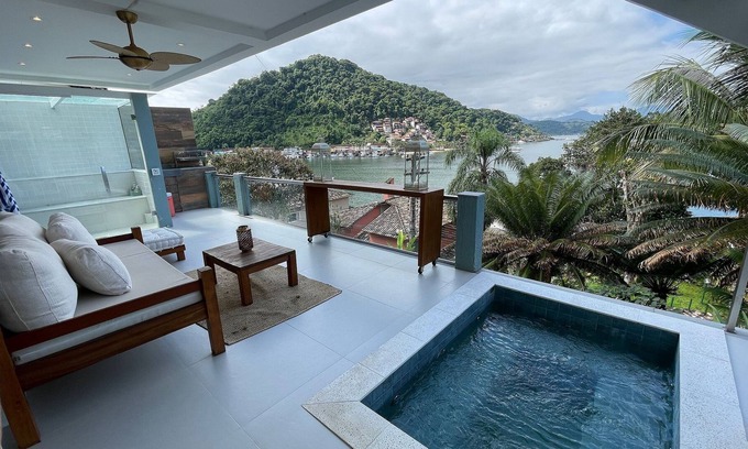 Frade House | BRAZIL LUXURY #AR02 Villa Porto Marisco Angra dos Reis Vacation Rentals