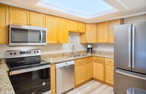 Sanibel Apartment | Breakers West C1 condo