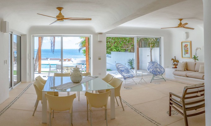 Punta Cancun Villa | Breath taking ocean front Villa, one of a kind in the best beach of Cancun.
