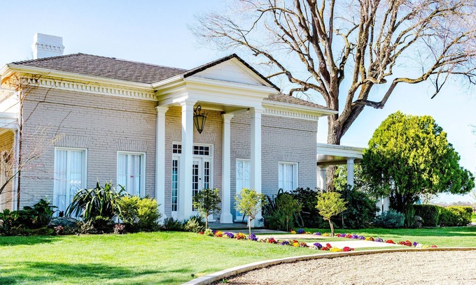 Victor House | Breathtaking Estate: 5-star finishes. Private Pool. Gardens. River