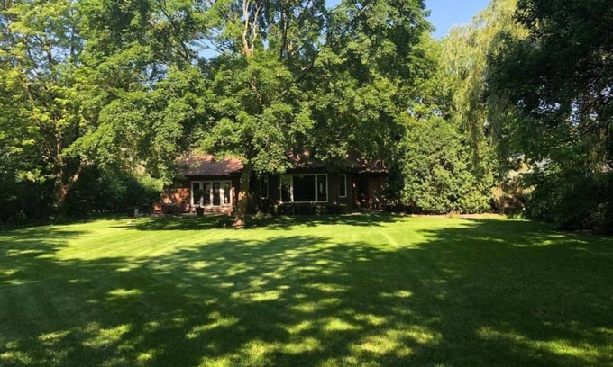 Schaumburg House | Breathtaking home close to Schaumburg, Chicago