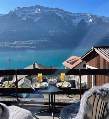 Niederried bei Interlaken Apartment | Breathtaking Lake & Mountain View Apartment
