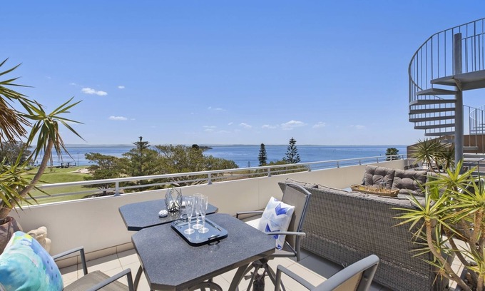 The Entrance Apartment | Breathtaking Luxury Penthouse - perfect escape