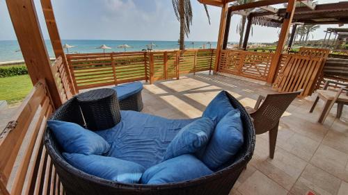 Zafarana House | Breathtaking Luxury & Spacious FAMILY 2-Bed 1st Row Seaview at Stella SeaView Sokhna - Families Only