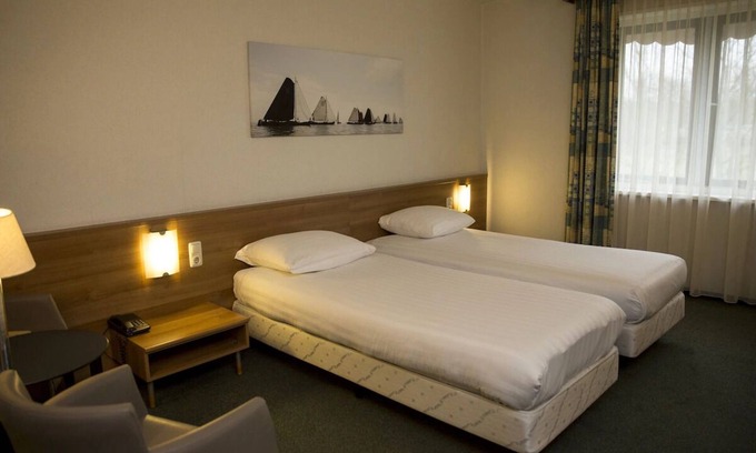 Heerenveen Hotel | Breathtaking Nature Reserves | Modern Oasis close to Scenic Outdoor & Landmarks