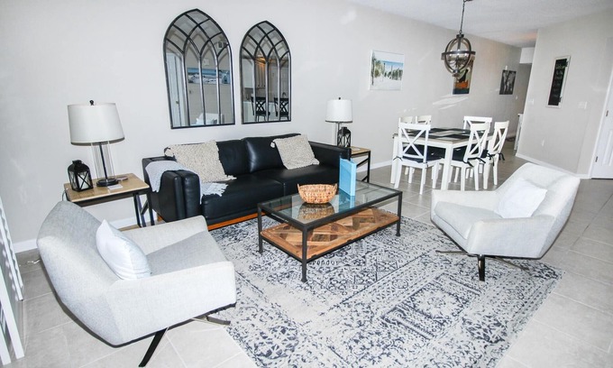 New Smyrna Beach Condo | 🌊Breathtaking Ocean Views-Great Amenities-Oceanwalk 11-202🌊