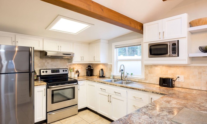 Union Bay Condo | Breathtaking Oceanview Suite